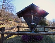 10 Al  Crocefisso prendiamo a sx il sent. 579 - strada agrosilvopastorale nel primo tratto 